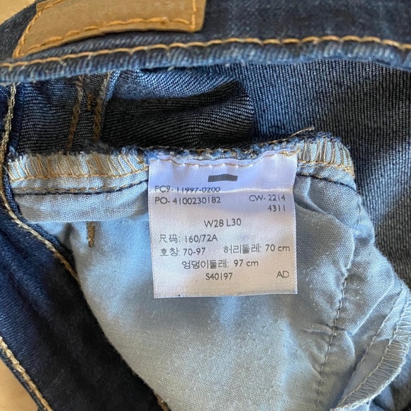 Levi’s Low Rise Jegging - Picture 6 of 6